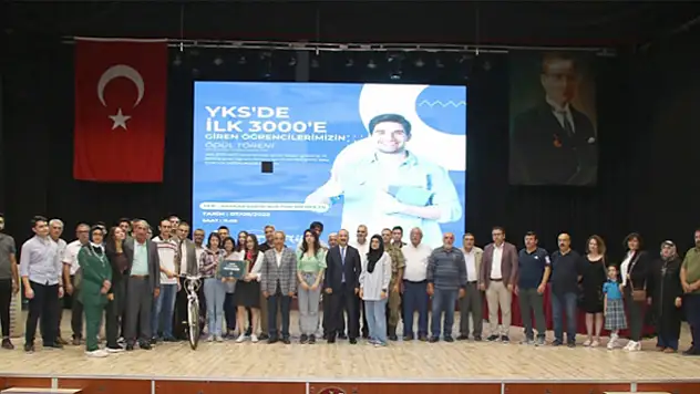 Başarılı Öğrencilere Ödül