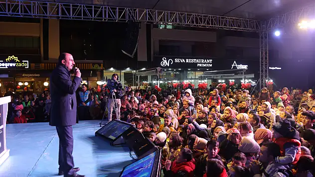 Başkan Altay: Çocuklarımızın Yüzü Gülsün Diye Gece Gündüz Çalışıyoruz