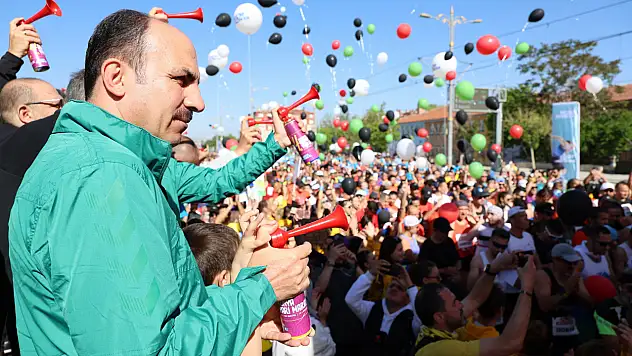 Başkan Altay'dan çağrı: Uluslararası Konya Yarı Maratonu'na katılın