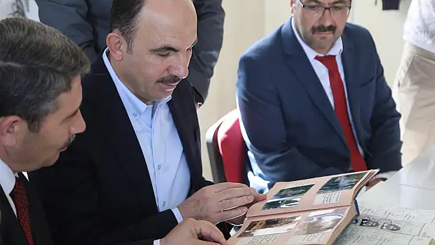 Başkan Altay geçmişin sayfalarını araladı
