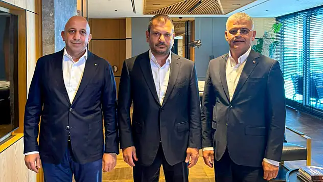 Başkan Atiker'den Ertuğrul Doğan'a hayırlı olsun ziyareti