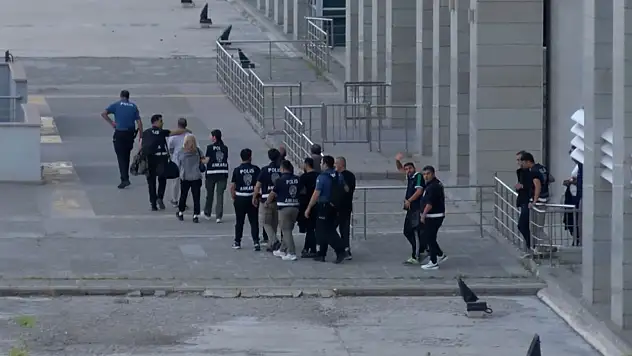 Başkan Erdal Beşikçioğlu tutuklandı!