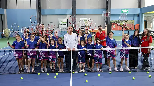 Başkan Kavuş'tan Yaz Spor Okullarına destek ziyareti