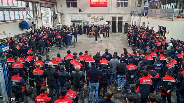 Başkan Kavuş ve büyük ailesi bayramlaştı