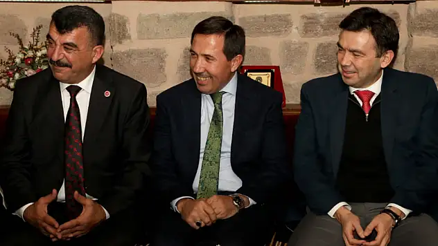 Başkan Kılca ve Kaymakam Ayhan, muhtarlarla bir arada!