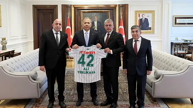 Konyaspor Başkanı Ömer Atiker'den İçişleri Bakanı Ali Yerlikaya'ya ziyaret