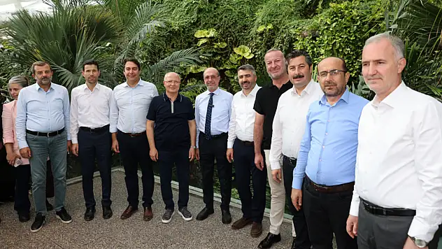 Başkan Pekyatırmacı, Bursa'dan gelen heyete Selçuklu'yu anlattı!