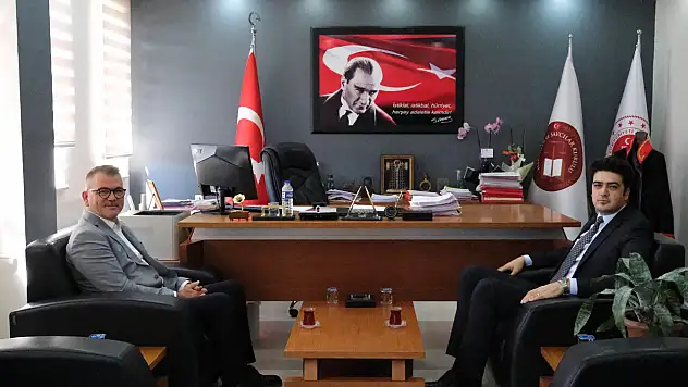 Başkan Ustaoğlu'ndan Özkılıç ve Akpunar'a hayırlı olsun ziyareti