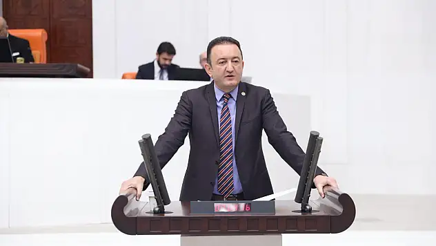 Bektaş: 19 Mayıs, halkımızın zincirlerini kırdığı bir milattır