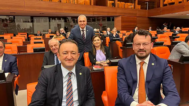 Bektaş'tan ret oyu!