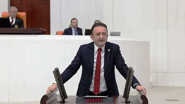 Bektaş: Gazeteciler demokrasi ve hukuk  kuralları çerçevesinde özgürce görev yapabilmelidir