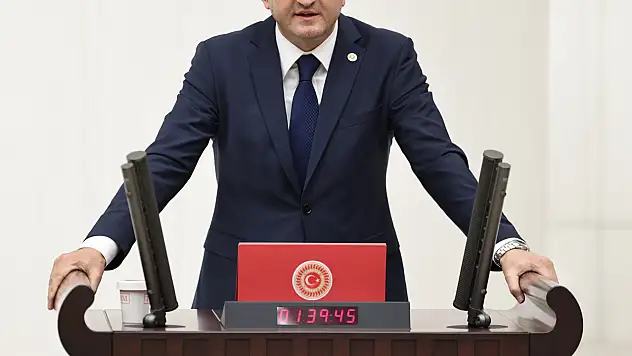 Bektaş'tan, Taşeron İşçiler için Kadro Çağrısı!