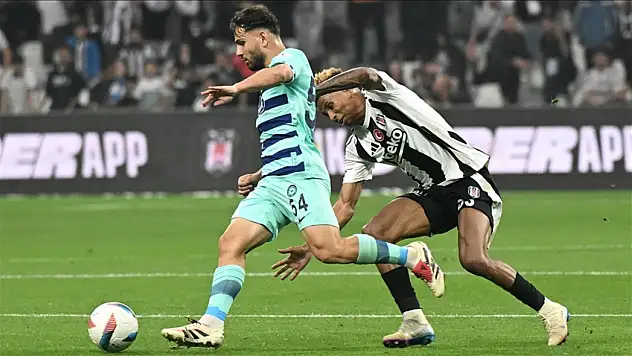 Beşiktaş evinde Rizespor'a mağlup oldu