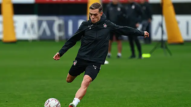 Beşiktaş, Kasımpaşa mesaisini sürdürüyor