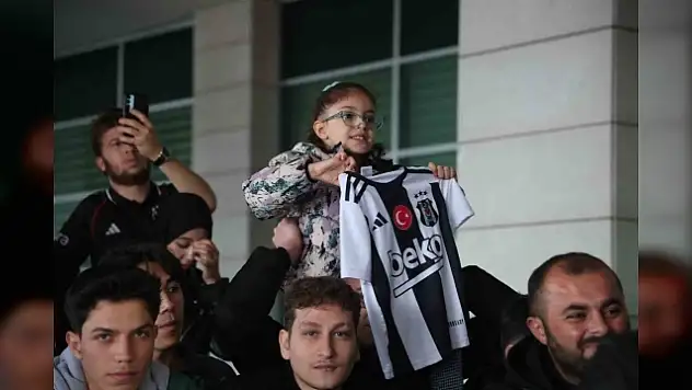 Beşiktaş Konya'ya indi! Başkan Adalı'nın sözleri gündem oldu!