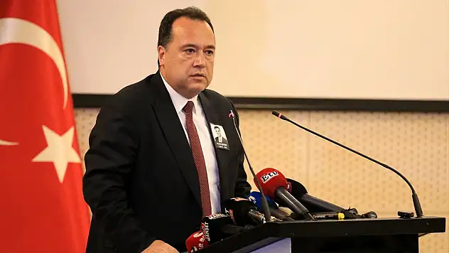 Besim Dutlulu kimdir? Manisa Büyükşehir Belediye Başkanı Besim Dutlulu kimdir?