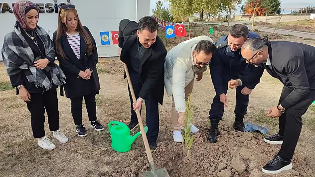 Beyşehir'de geleceğe nefes: 'Şimdi fidan, yarın umut'