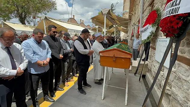 Binlerce fidanı toprakla buluşturan Orman Dede'ye veda