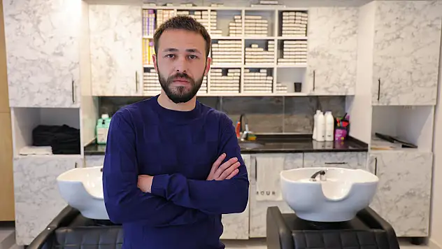 Binlerce liralık bakım yaptırıp '2 dakikaya geliyorum' dedi, bir daha dönmedi