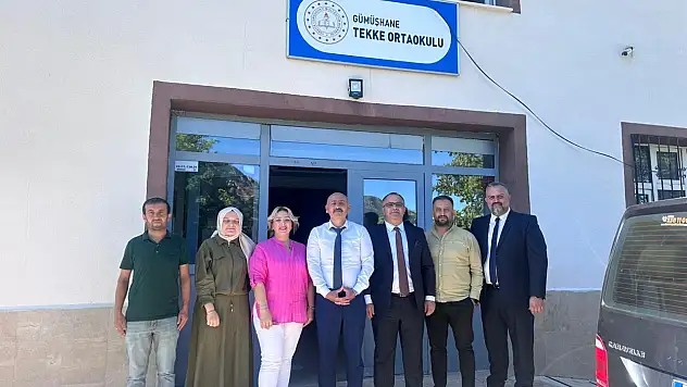 Bir kalemle başladı, bin öğrencinin yolunu aydınlattı!