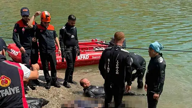 Botan Çayı baba ve oğluna mezar oldu!