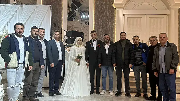 Bozkurt ve Ağaçkuyulu ailelerinin mutlu günü