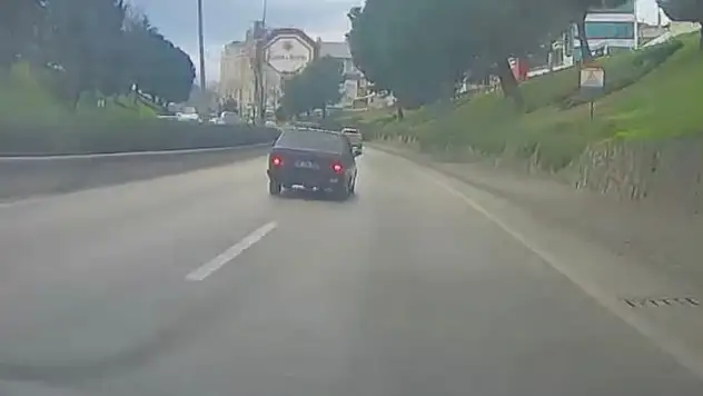 Bu kadarına da pes! Çocukların üzerine araç sürdü