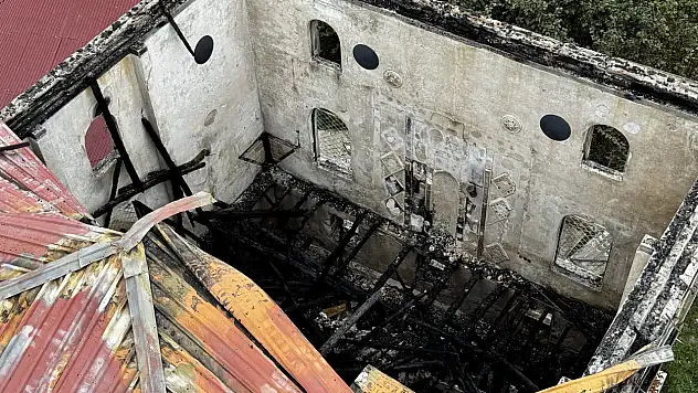 Camide korkutan yangın!