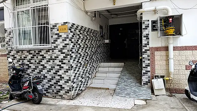 Can havliyle kaçmaya çalışmıştı! Karısını çekiçle dövüp, bıçakla boğazını kesti
