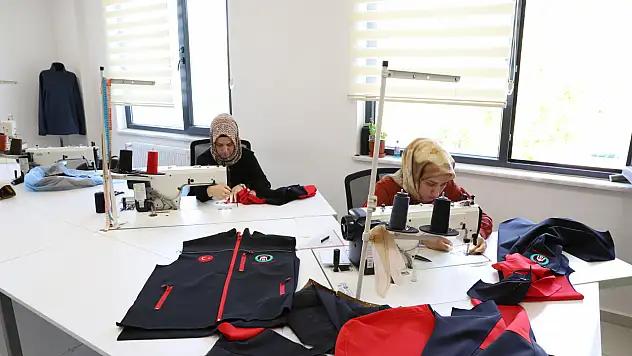 Çanakkale Savaşı'ndaki 110 yıllık üniformalar Konyalı kadınların eliyle hayat buldu!