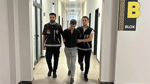 Canlı yayın açıp eniştesini bıçakladı