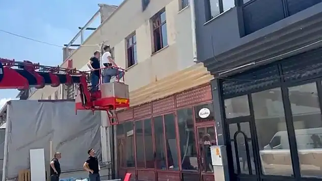 Çatıdan çatıya kaçtılar, polis pes etmedi: Konya'da firarilere operasyon