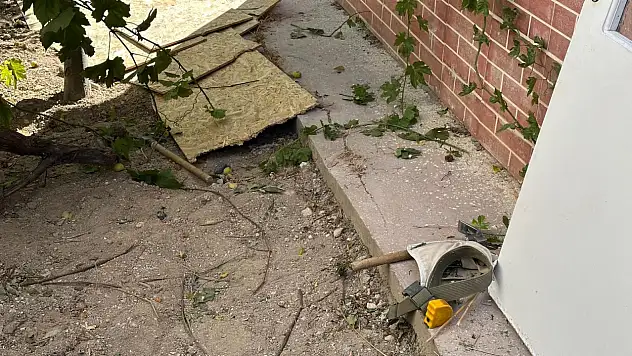 Çatıdan düşen inşaat ustası hayatını kaybetti