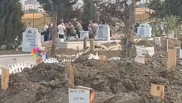 Cenaze töreninde çıkan tartışma kavgaya dönüştü