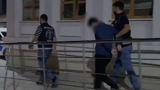 Cezaevinden çıkan şahıs ders almadı: Konya'da çalınan araç için nefes kesen operasyon!