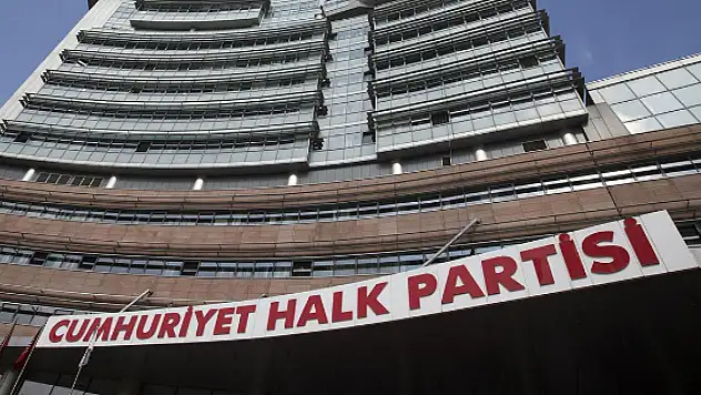 CHP'den 4 il başkanı görevden alındı!