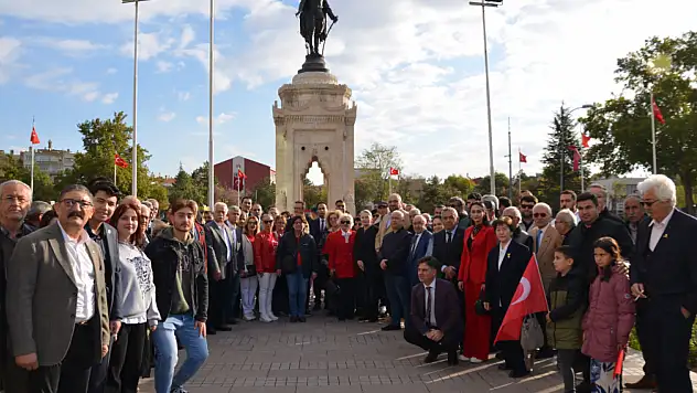 CHP Konya'da Cumhuriyet bayramını kutladı!