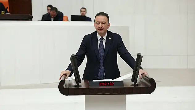 CHP'li Bektaş'tan tepki: Devlet desteğiyle GES kuran çiftçiye kaçak elektrik cezası!