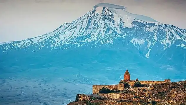 CIA'in Gizemli Takibi: Nuh'un Gemisi Ağrı Dağı'nda mı?