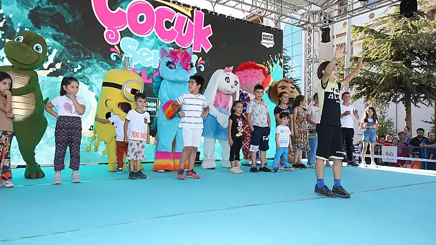 'Çocuk Günleri'nde Ilgınlı çocuklar gönüllerince eğlendi