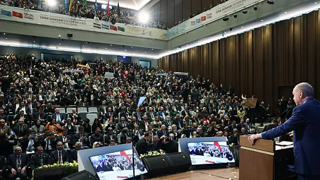 Cumhurbaşkanı Erdoğan'a Başkan Pekyatırmacı'dan hediye!