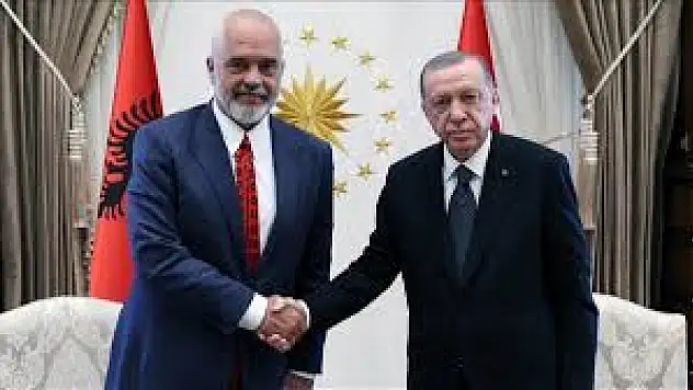 Cumhurbaşkanı Erdoğan, Arnavutluk Başbakanı Rama ile telefonda görüştü