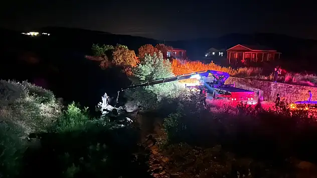 Dereye uçan aracın sürücüsü hayatını kaybetti!