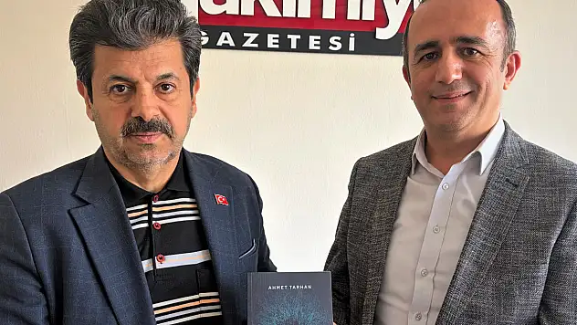 Dijital Obezite'ye dikkat! Prof. Dr. Tarhan'dan yeni kitap