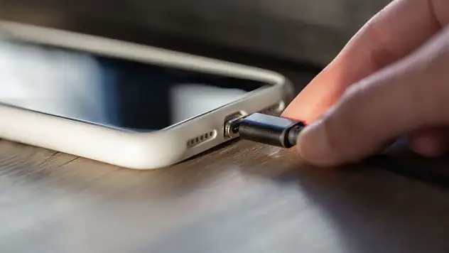 Dikkat! Gece şarjı bataryanızı yıpratıyor: İşte uzmanlardan öneriler