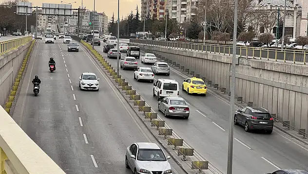 Direksiyon başına geçecekler dikkat! Konya'da uzmandan hayati uyarılar