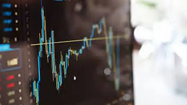 Dış ticaret açığı Nisan ayında yüzde kaç oldu?