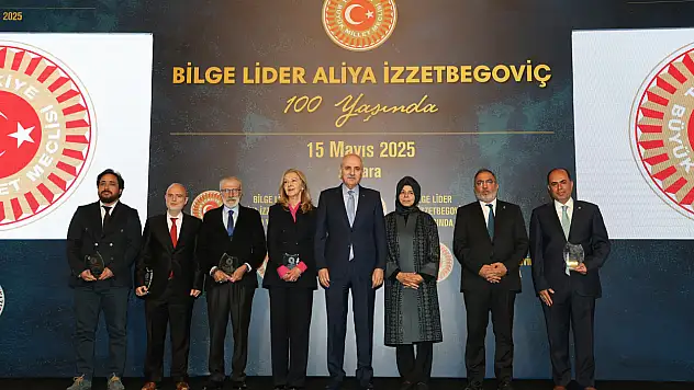 Doç. Dr. Karaarslan, TBMM'de Aliya İzzetbegoviçi anlattı