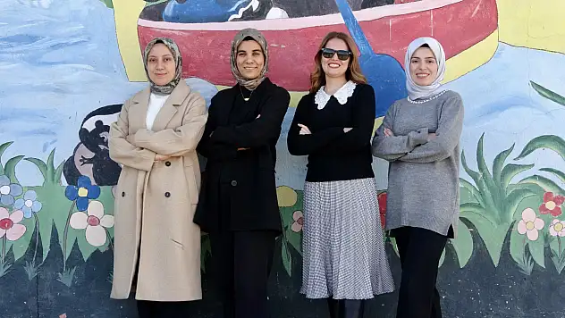 Dört kadın öğretmenin omuzlarında yükselen köy okulu!