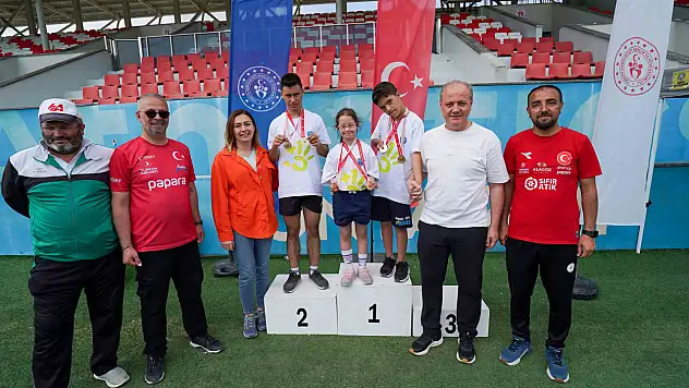 DOSD Meram Spor Kulübü'nden Para Atletizm Şampiyonası'nda madalya yağmuru